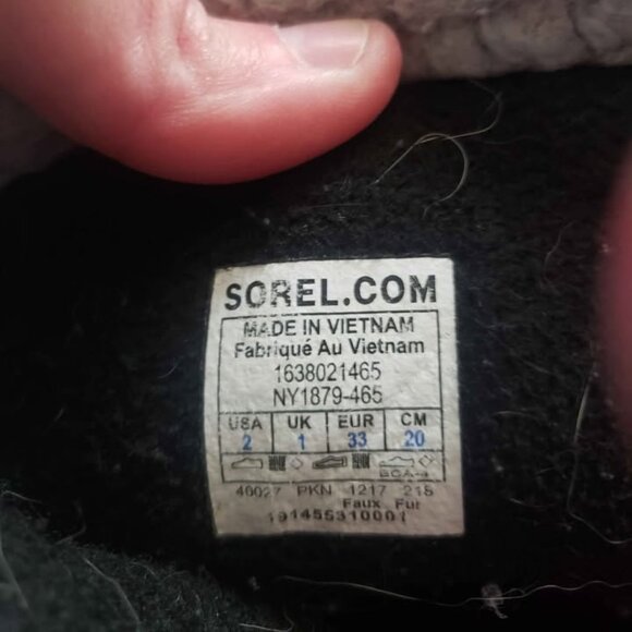 Kid's Boy's Sorel Winter Boots Size 2 - Picture 6 of 6